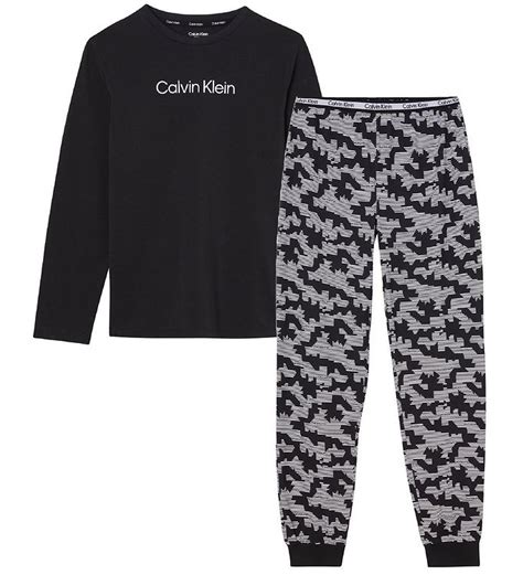 calvin klein nattøj